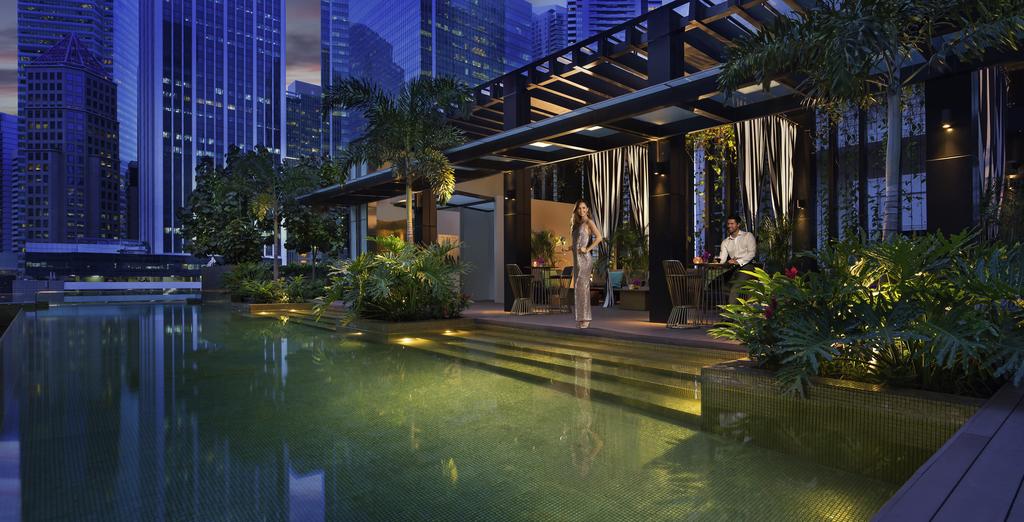 Hồ-bơi-của-Khách-sạn-Sofitel-So-Singapore
