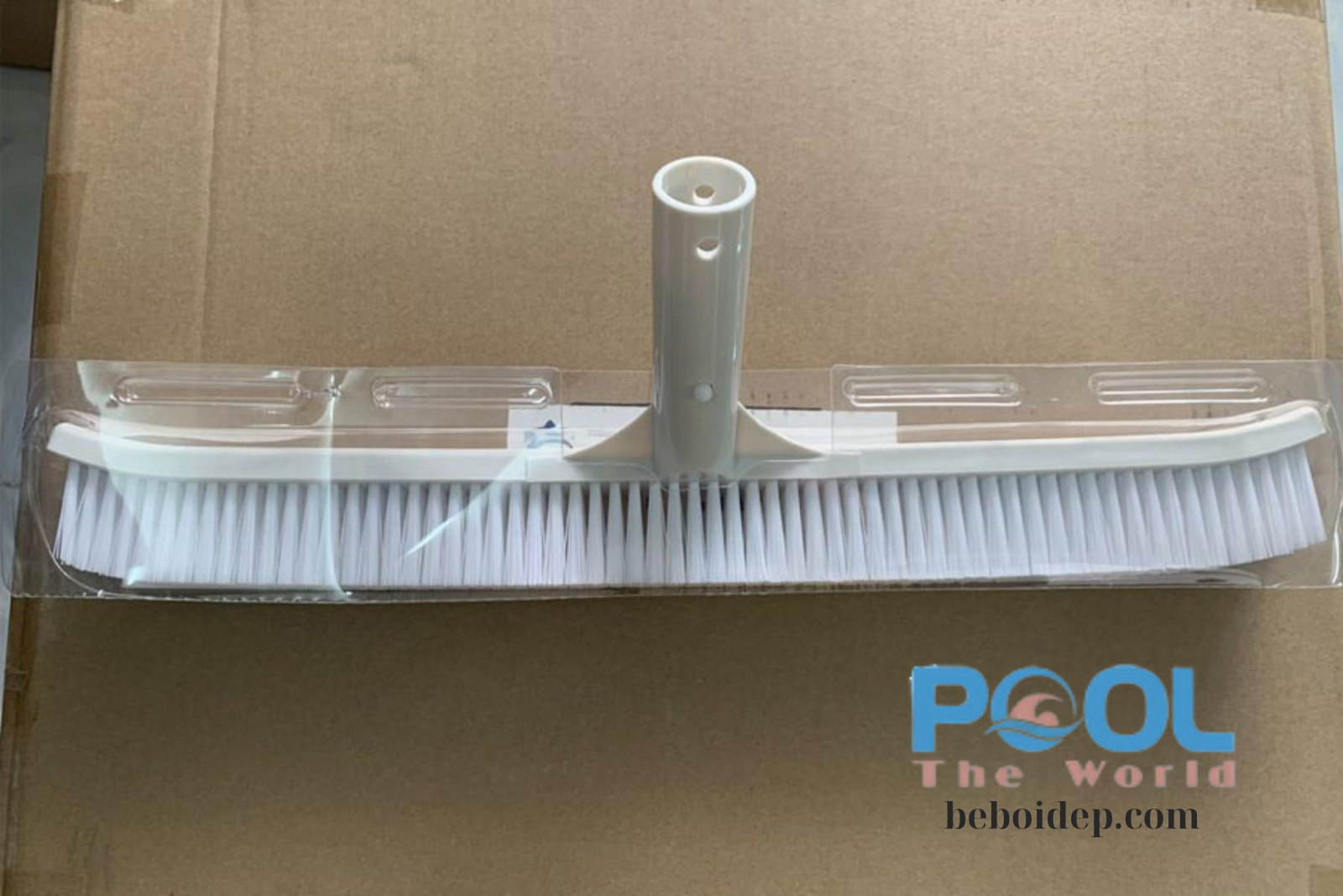 Bàn chải cán nhựa