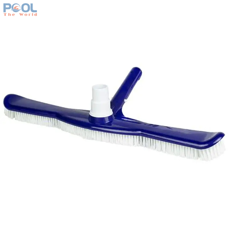 Không Còn Rêu Mốc – Bàn Chải Hồ Bơi Là Giải Pháp Sạch Đến Từng Kẽ Gạch