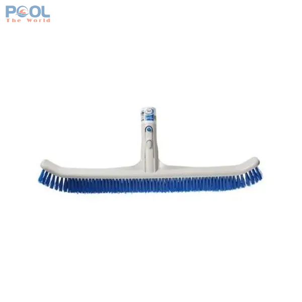 Không Còn Rêu Mốc – Bàn Chải Hồ Bơi Là Giải Pháp Sạch Đến Từng Kẽ Gạch