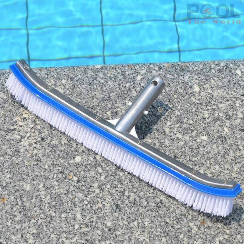 Hướng Dẫn Chọn Và Sử Dụng Bàn Chải Dùng Cho Hồ Bơi Hiệu Quả Nhất