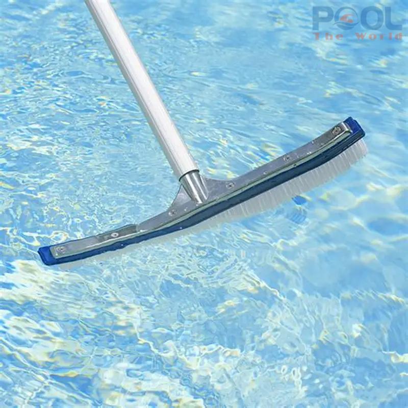 Hướng Dẫn Chọn Và Sử Dụng Bàn Chải Dùng Cho Hồ Bơi Hiệu Quả Nhất