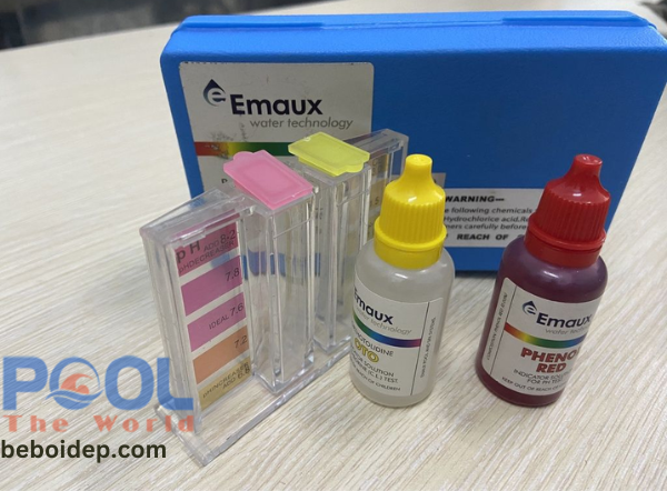 Kiểm soát chất lượng nước hồ bơi cùng bộ test thử nước pH Emaux