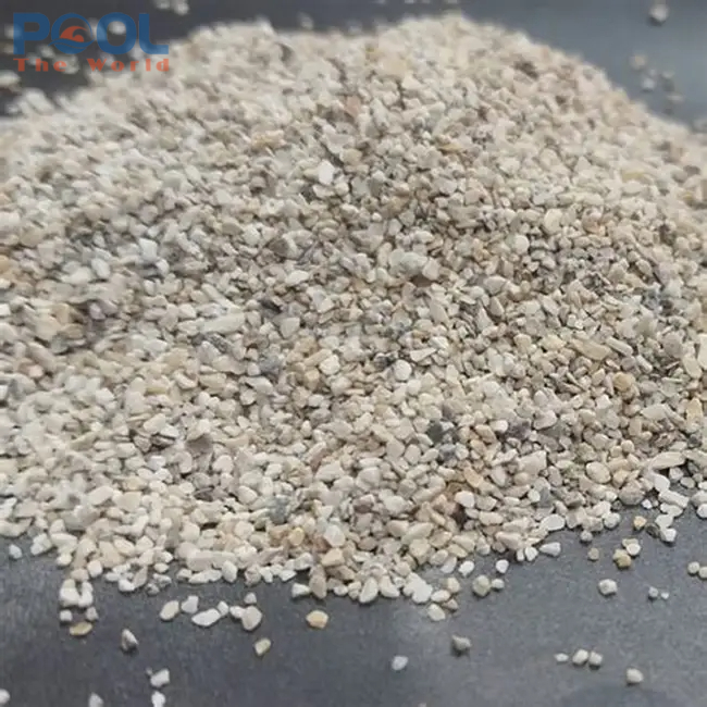 Ứng Dụng Cát Thạch Anh Trong Hệ Thống Lọc Nước Hồ Bơi Hiện Đại