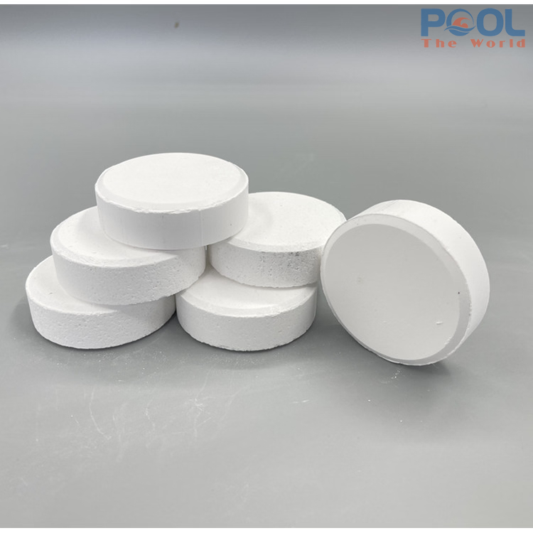 Hóa chất clo tan chậm trong xử lý nước hồ bơi – Lựa chọn tiết kiệm và hiệu quả