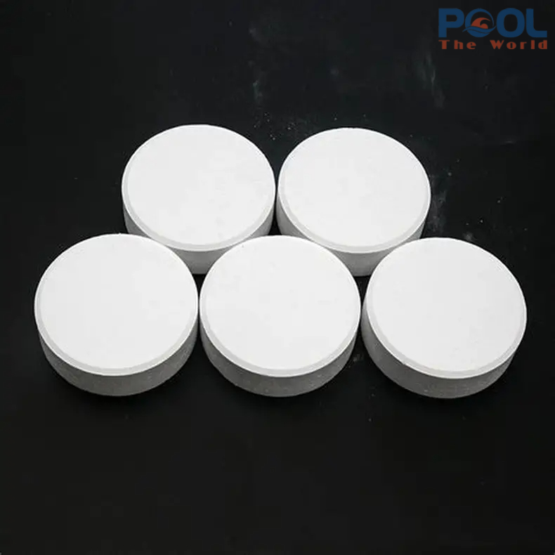 Hóa chất clo tan chậm trong xử lý nước hồ bơi – Lựa chọn tiết kiệm và hiệu quả