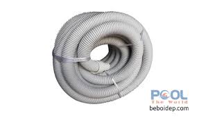 Hướng dẫn chà rong rêu hồ bơi đúng cách 