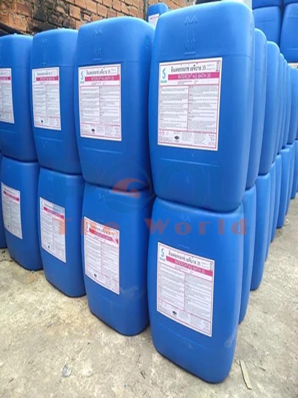 Tối ưu hiệu quả vệ sinh hồ bơi với hóa chất chuyên dụng và dụng cụ vệ sinh giá rẻ