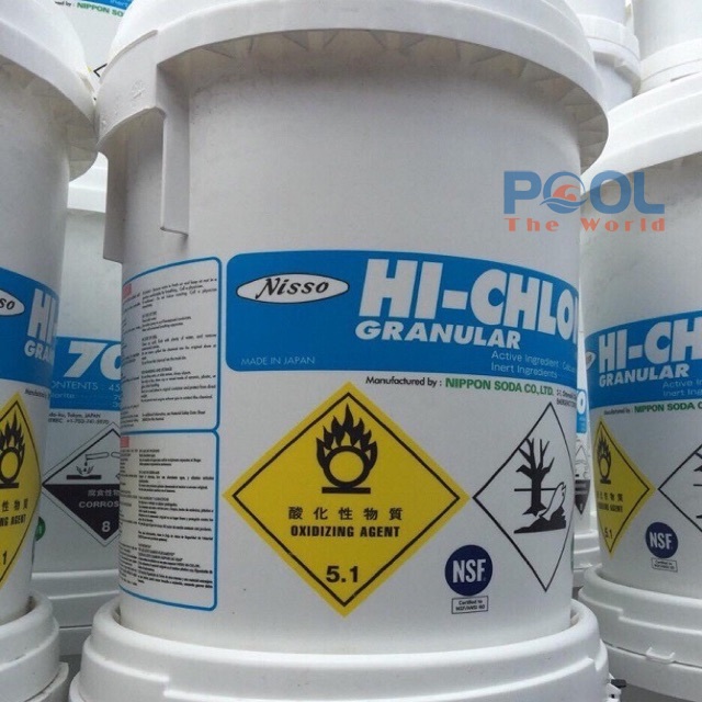 Nước trong veo, an toàn tuyệt đối với hóa chất xử lý nước hồ bơi chuyên nghiệp!
