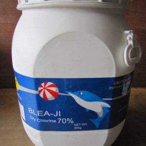 Mua hóa chất xử lý nước hồ bơi – những lưu ý quan trọng giúp bạn tránh “tiền mất tật mang”