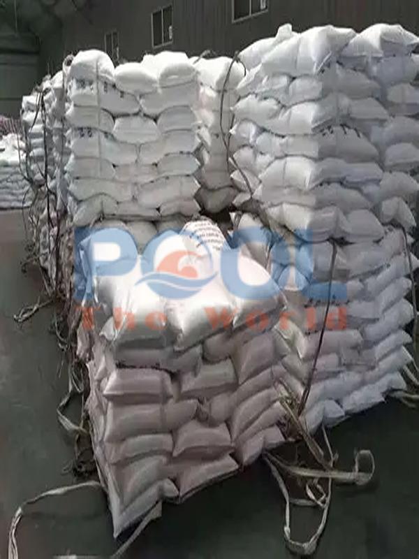Hóa Chất Keo Tụ Nước Hồ Bơi: Bí Quyết Giữ Nước Luôn Trong Xanh Và Sạch Khuẩn