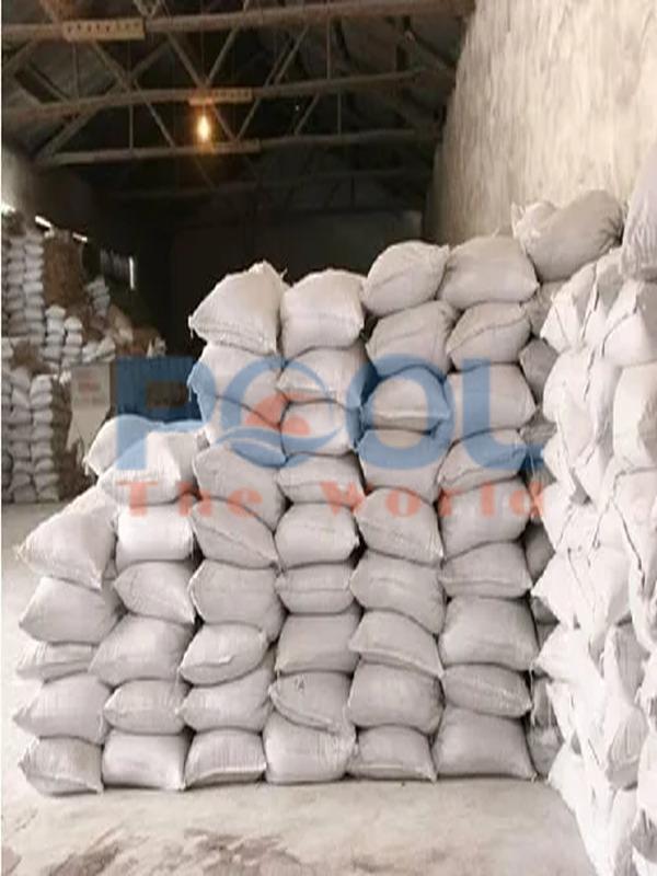 Hóa Chất Keo Tụ Nước Hồ Bơi: Bí Quyết Giữ Nước Luôn Trong Xanh Và Sạch Khuẩn