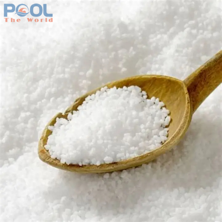 Dưới Lớp Muối Mỏng – Câu Chuyện Về Một Đại Dương Thu Nhỏ