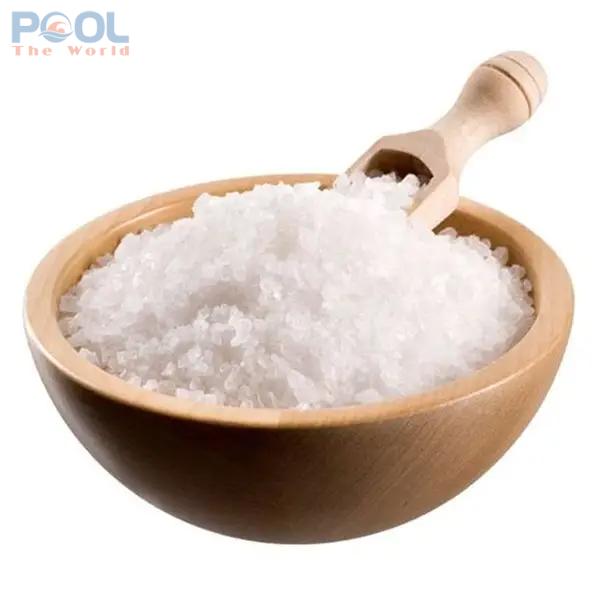Lợi ích nổi bật của Muối dùng cho hồ bơi trong việc làm sạch và khử trùng nước