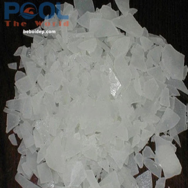 Giải pháp xử lý nước hồ bơi hiệu quả với keo lắng cặn