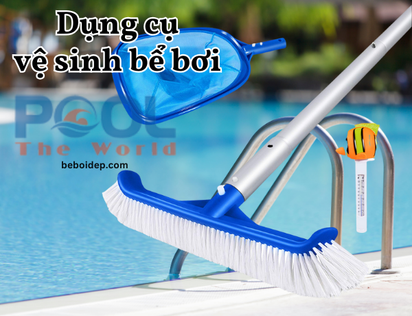 Bàn chải hồ bơi bền bỉ đồng hành cùng công tác vệ sinh chuyên nghiệp