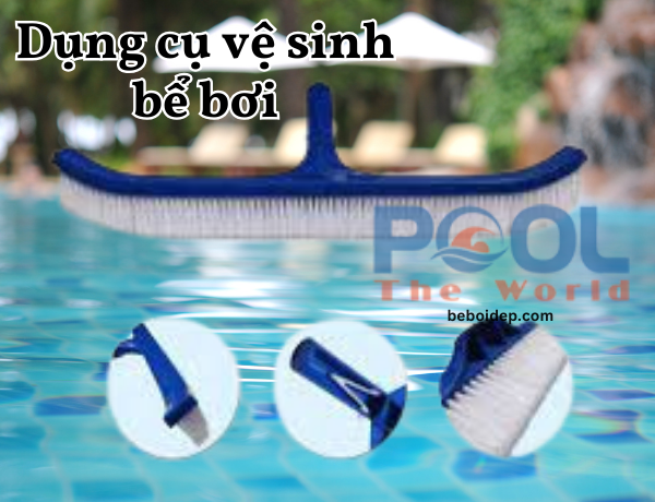 Nước đục ngầu, đáy hồ trơn trượt? Thử bàn chải hồ bơi này ngay