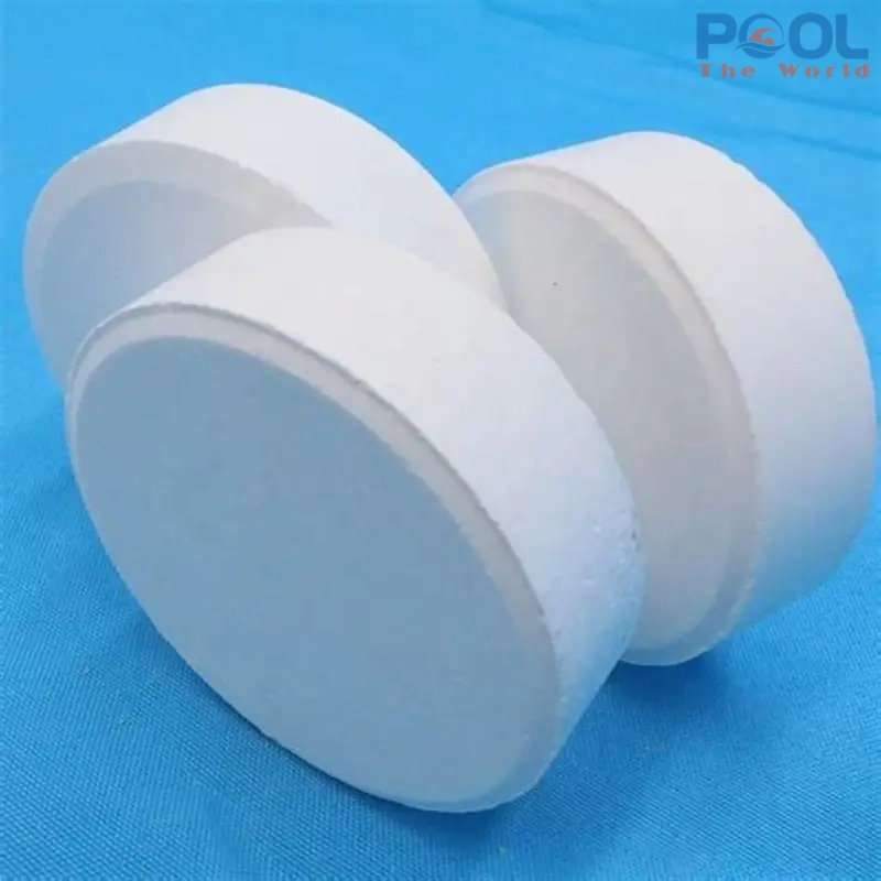 Hóa chất TCCA viên sủi – Giải pháp làm sạch nước hồ bơi hiệu quả và tiện lợi