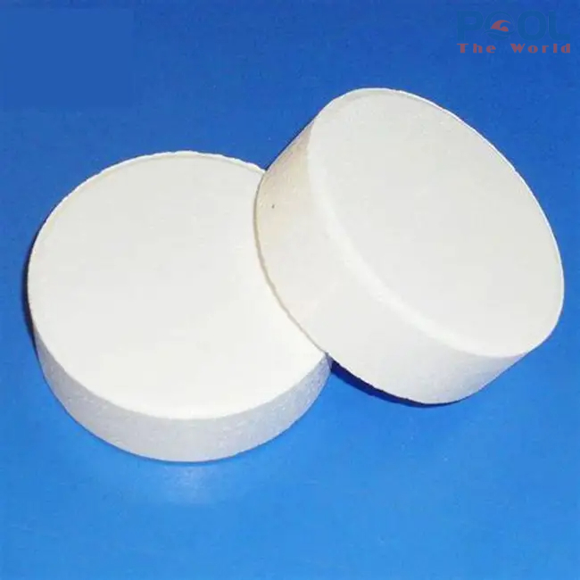 Hóa chất TCCA viên sủi – Giải pháp làm sạch nước hồ bơi hiệu quả và tiện lợi