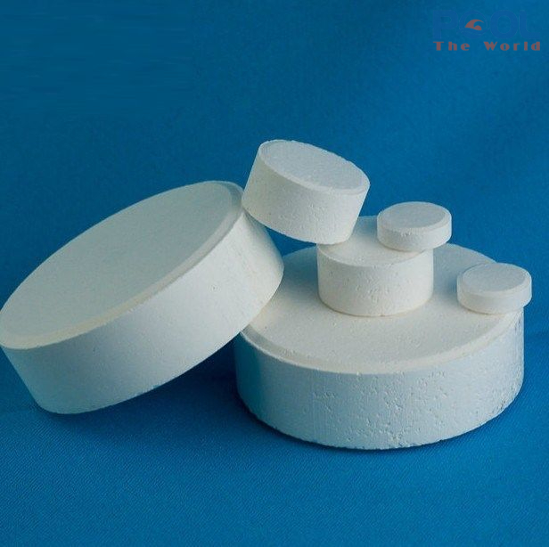 Hóa chất TCCA viên sủi – Giải pháp làm sạch nước hồ bơi hiệu quả và tiện lợi