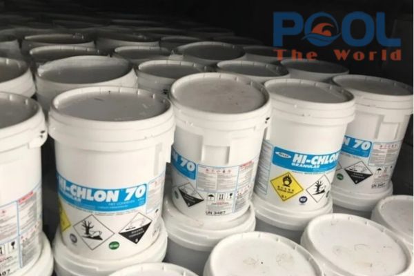 Vì sao Clorine Japan 70% NIPON được ưa chuộng xử lí nước hồ bơi nhiễm khuẩn 2025?