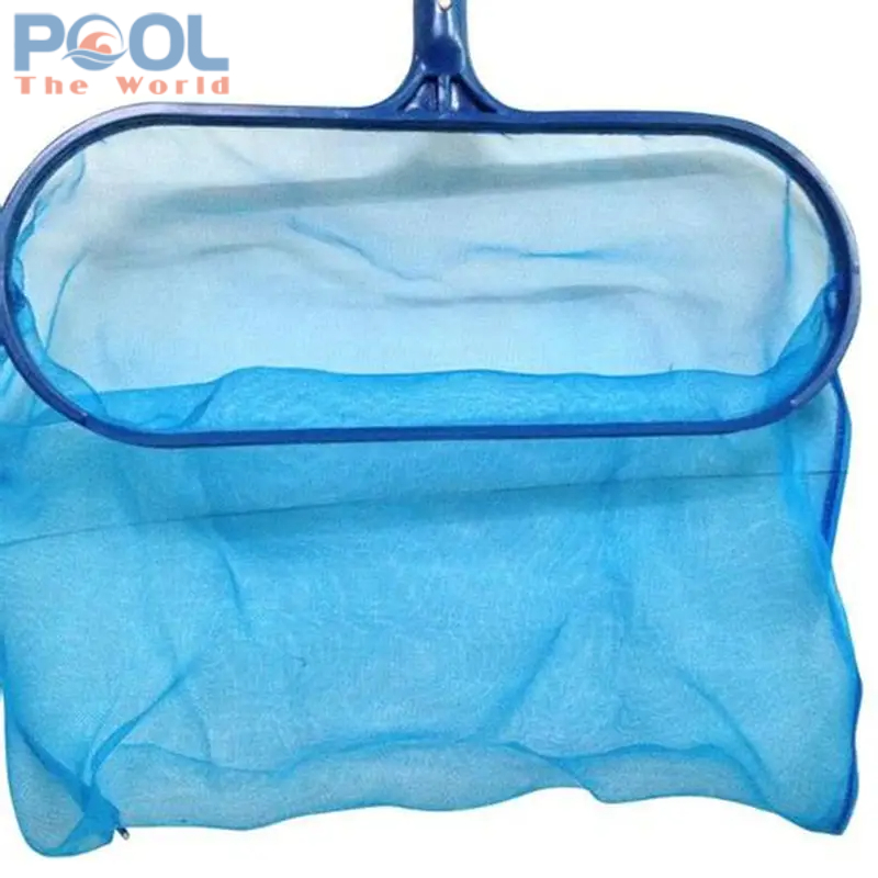 Vợt lá cây nông lòng – Công cụ tối ưu cho việc vệ sinh mặt hồ bơi