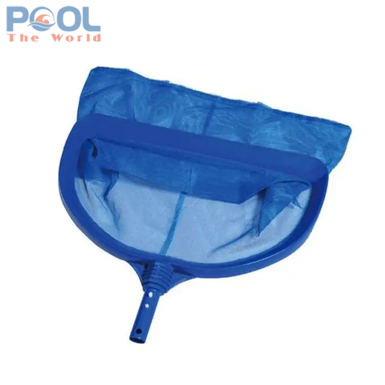 Vợt lá cây nông lòng – Công cụ tối ưu cho việc vệ sinh mặt hồ bơi