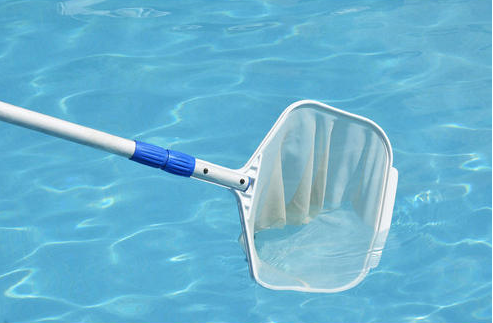 Vợt lưới mịn và lưới thưa: Nên chọn loại nào cho từng tình trạng hồ? 