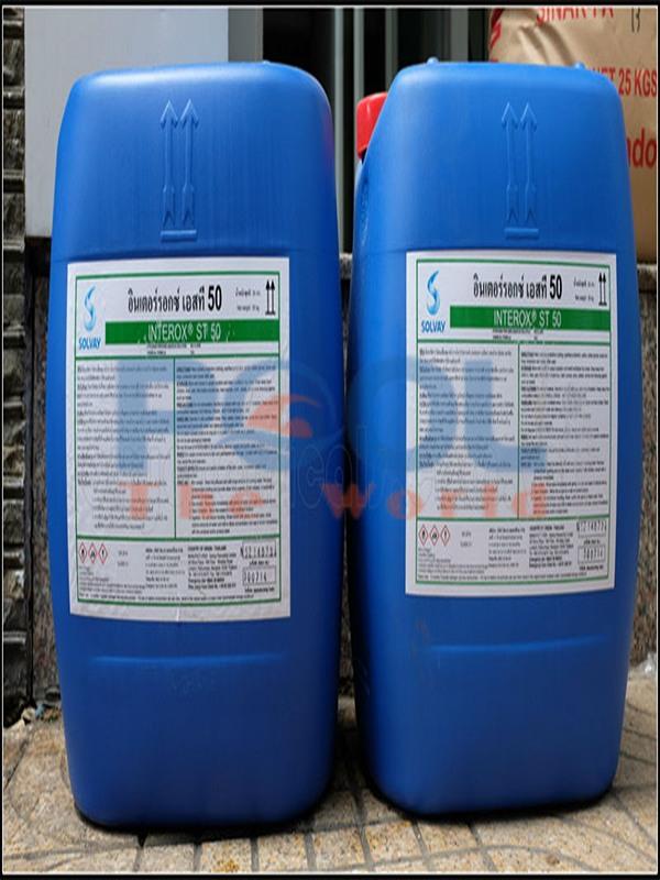 Lí Do Nên Dùng Oxy Già Công Nghiệp Để Làm Sạch Hồ Bơi