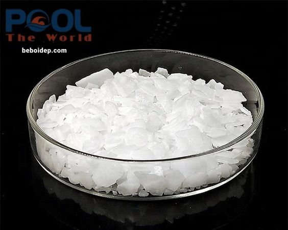 Xử lý nước hồ bơi pH thấp với soda nâng pH+ chỉ trong vài bước