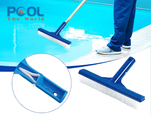 Cách phân biệt bàn chải hồ bơi chất lượng tốt