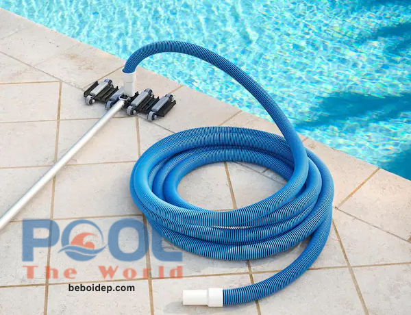 Cách Sử Dụng Ống Hút Đáy Hồ Bơi Để Không Bị Xoắn Và Vướng Khi Vệ Sinh