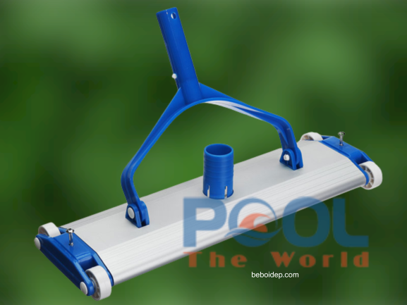 Chọn Bàn hút đáy hồ bơi 4 bánh hay 8 bánh để làm sạch tối ưu?