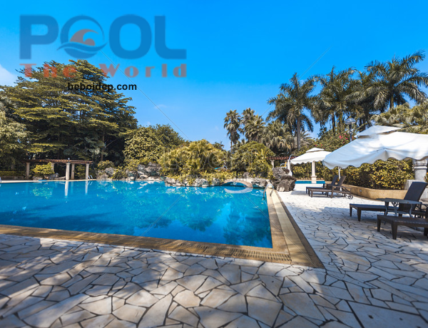 Tất cả những điều cần biết trước khi mua bộ vệ sinh hồ bơi