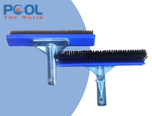 Dùng bàn chải làm xước đáy hồ: Nguyên nhân và cách xử lý