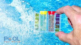 Giải pháp thay thế Clo: Tại sao Oxy Thái Lan là lựa chọn số 1 cho hồ bơi gia đình?