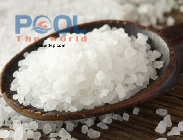 Hồ Bơi Điện Phân Muối Có Cần Bổ Sung Muối Thường Xuyên Không?