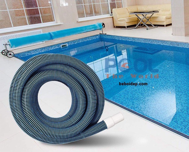 Hút đáy hồ bơi nhưng cặn không đi hết phải xử lý như thế nào?