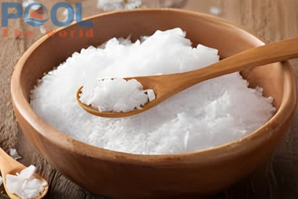 Khi Nào Cần Bổ Sung Muối Cho Hồ Bơi Điện Phân