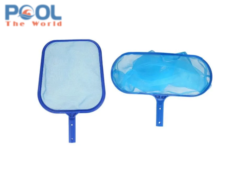 Lưới vợt vớt rác hồ bơi bị rách: Nên thay lưới hay mua mới cả bộ?