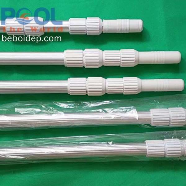 Một Bộ Dụng Cụ Có Thể Xử Lý Những Công Việc Nào Khi Vệ Sinh Hồ Bơi?