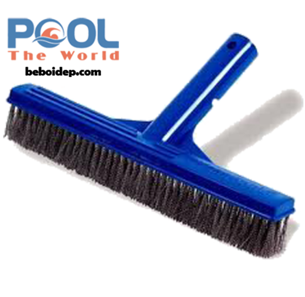 Tại sao bàn chải dùng cho hồ bơi là vũ khí bí mật để tiêu diệt rêu tảo tận gốc?