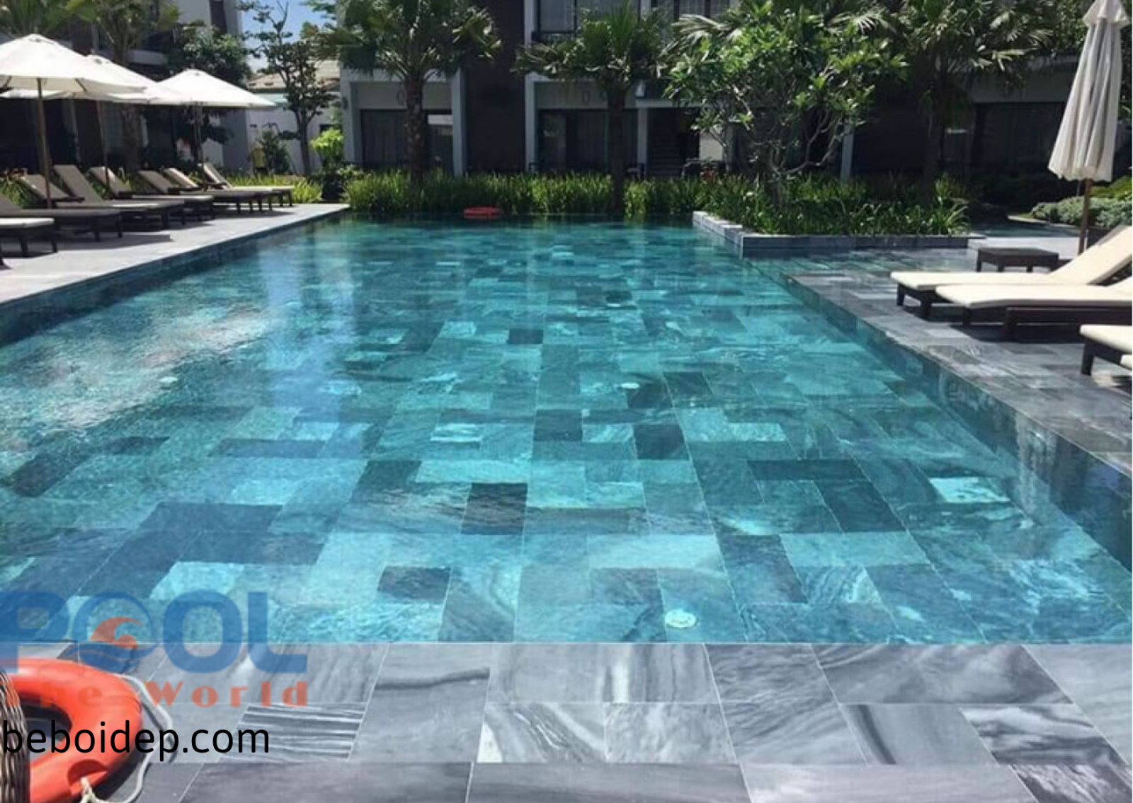 Tại sao Chlorine Nhật 90% là lựa chọn số 1 để tiêu diệt mầm bệnh hồ bơi?