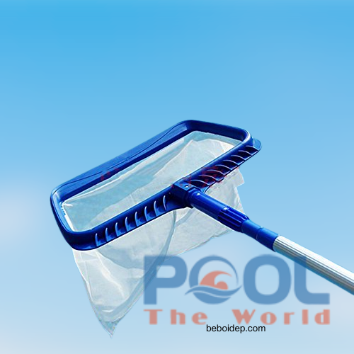 Vợt hồ bơi là gì? Công dụng từng loại giúp làm sạch nước hiệu quả nhất