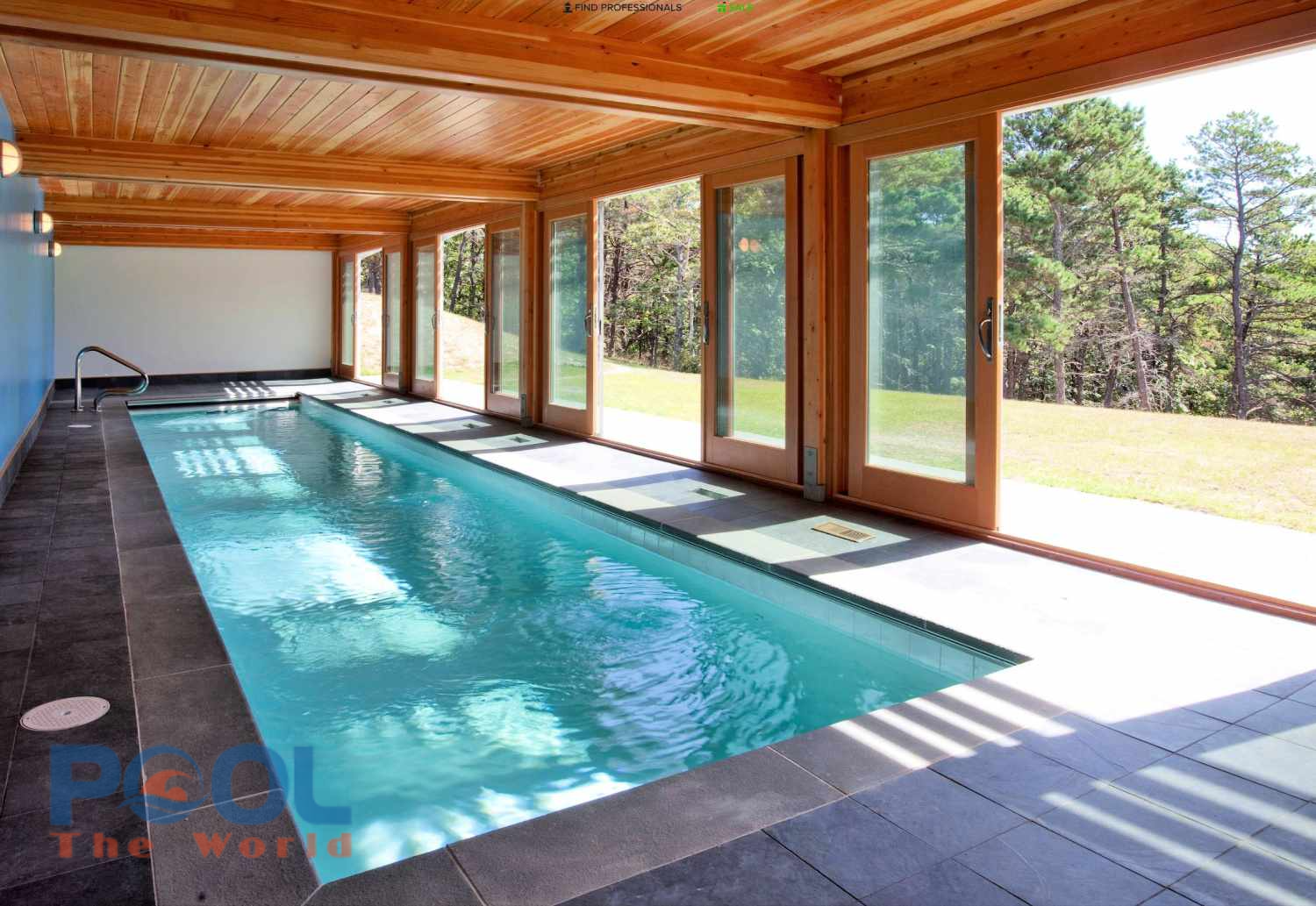 Giải pháp xử lý nước hồ bơi đục bẩn sau tiệc tùng bằng TCCA viên sủi