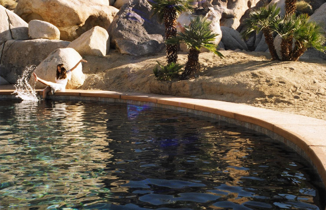 6 gợi ý giúp bạn nâng cấp bể bơi tại nhà của mình