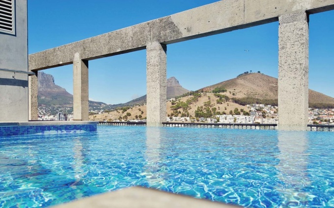 xử lý nước hồ bơi-Chiêm ngưỡng 10 khách sạn có bể bơi sân thượng sang chảnh