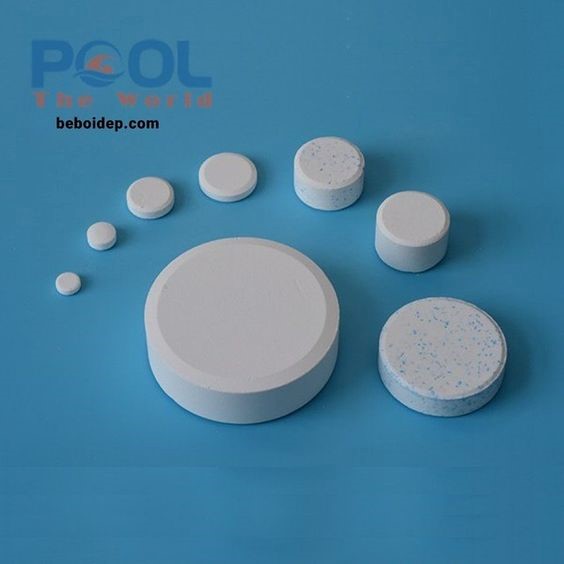 Cách xử lý triệt để hồ bơi đầy rêu tảo với Clorin 2g viên