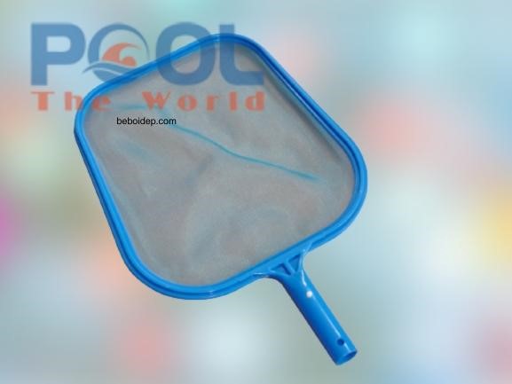 So sánh vợt lá cây nông lòng và vợt thường: Loại nào phù hợp vệ sinh hồ bơi?