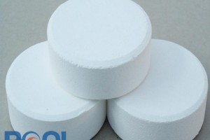 5 Dấu Hiệu Cho Thấy Hồ Bơi Đang Thiếu Clo